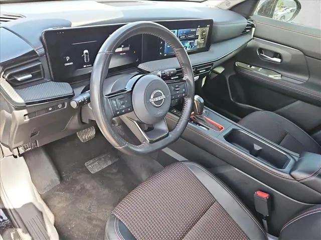 2025 Nissan Kicks SR FWD