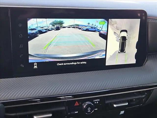 2025 Nissan Kicks SR FWD