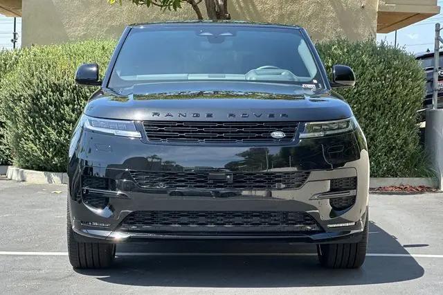 2026 Land Rover Range Rover Sport P460e Dynamic SE