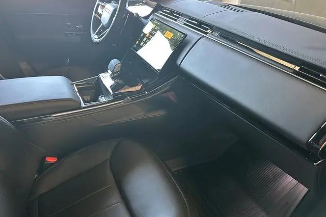 2026 Land Rover Range Rover Sport P460e Dynamic SE