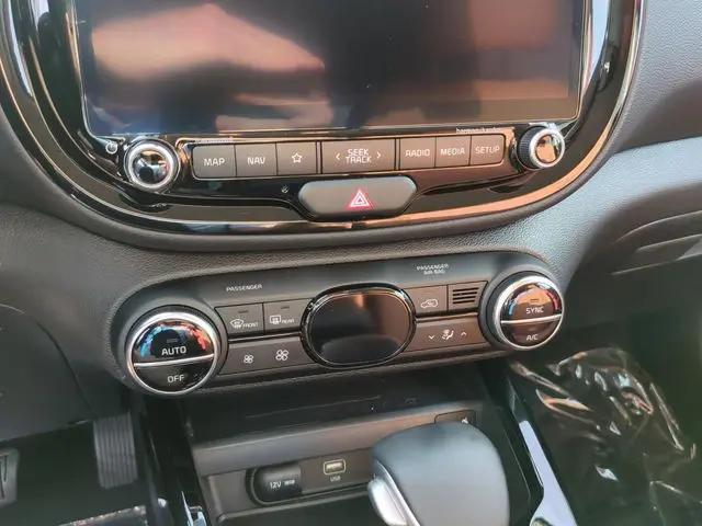 2025 Kia Soul EX