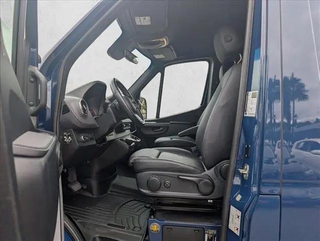2024 Mercedes-Benz Sprinter 2500 Standard Roof 4-Cyl Diesel HO