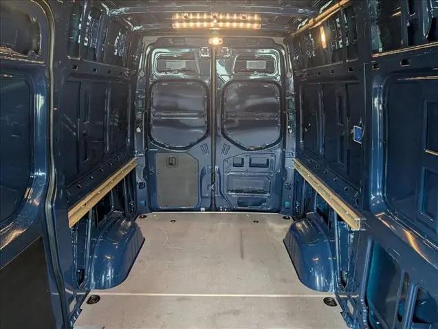 2024 Mercedes-Benz Sprinter 2500 Standard Roof 4-Cyl Diesel HO