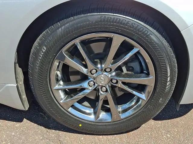 2017 INFINITI Q50 3.0t Signature Edition
