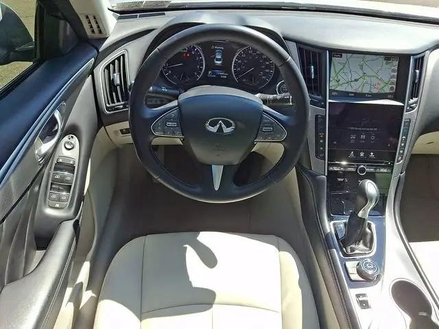 2017 INFINITI Q50 3.0t Signature Edition