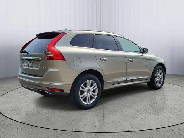 2016 Volvo XC60 T5 Platinum