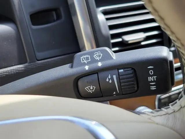 2016 Volvo XC60 T5 Platinum