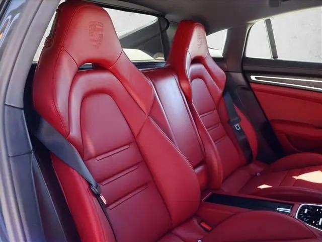2023 Porsche Panamera Platinum Edition