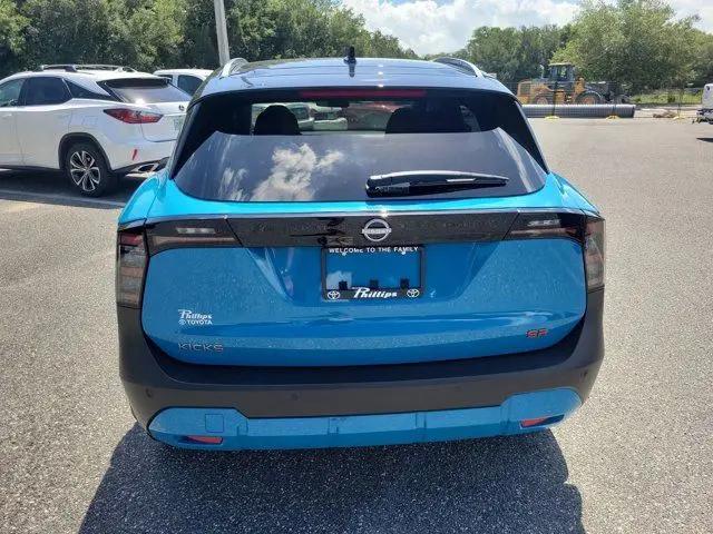 2025 Nissan Kicks SR FWD