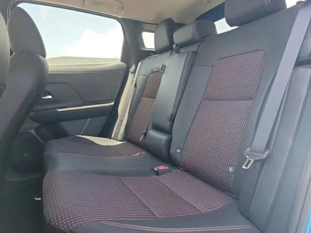 2025 Nissan Kicks SR FWD
