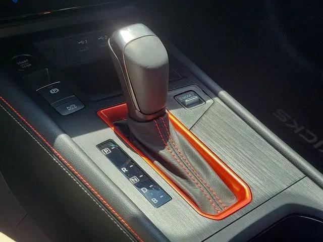 2025 Nissan Kicks SR FWD