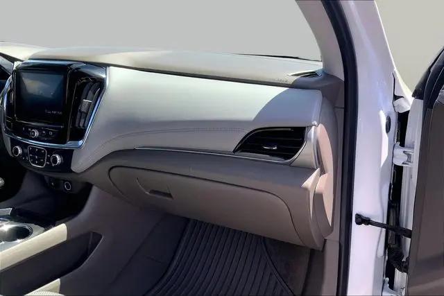 2020 Chevrolet Traverse AWD LT Cloth