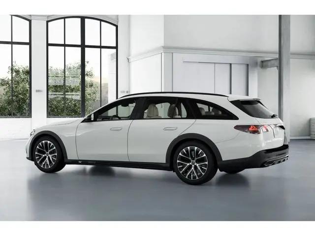 2026 Mercedes-Benz E 450 4MATIC