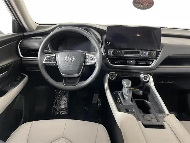 2025 Toyota Grand Highlander XLE