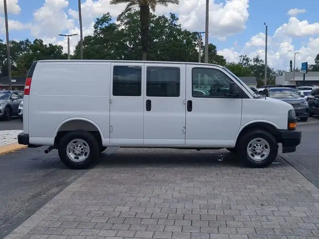 2025 Chevrolet Express Cargo Van RWD 2500 Regular Wheelbase WT