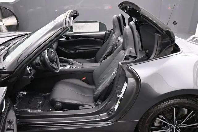 2025 Mazda MX-5 Grand Touring