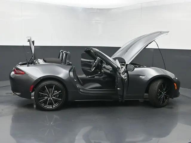2025 Mazda MX-5 Grand Touring