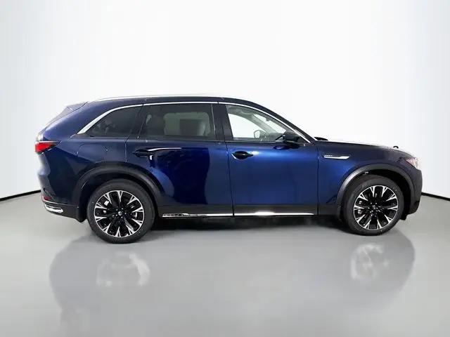 2026 Mazda X-90 Premium Plus