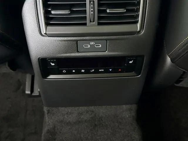 2026 Mazda X-90 3.3 Turbo Preferred