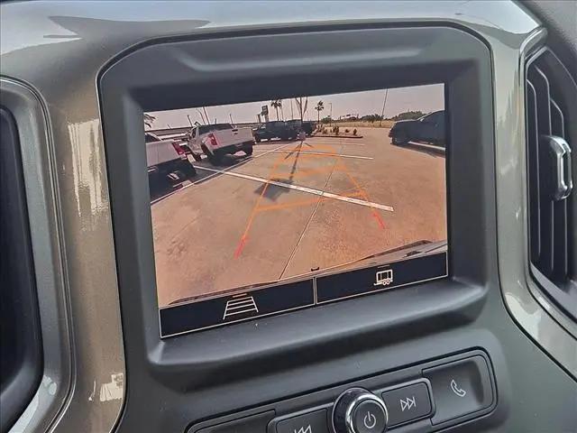 2026 Chevrolet Silverado 1500 2WD Crew Cab Short Bed Custom