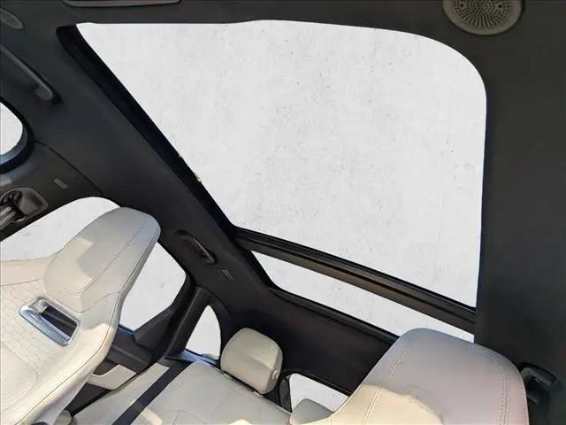 2025 Jaguar F-PACE R-Dynamic S P250 AWD Automatic