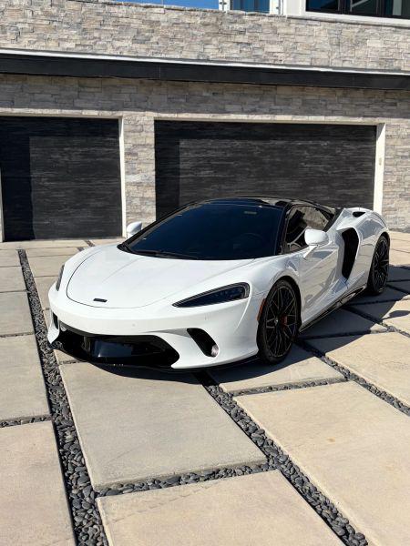 2023 McLaren GT Base