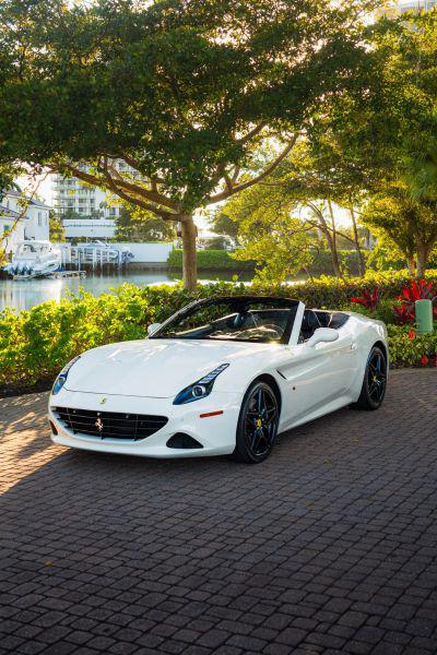 2016 Ferrari California T