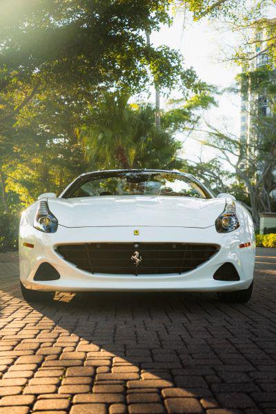 2016 Ferrari California T