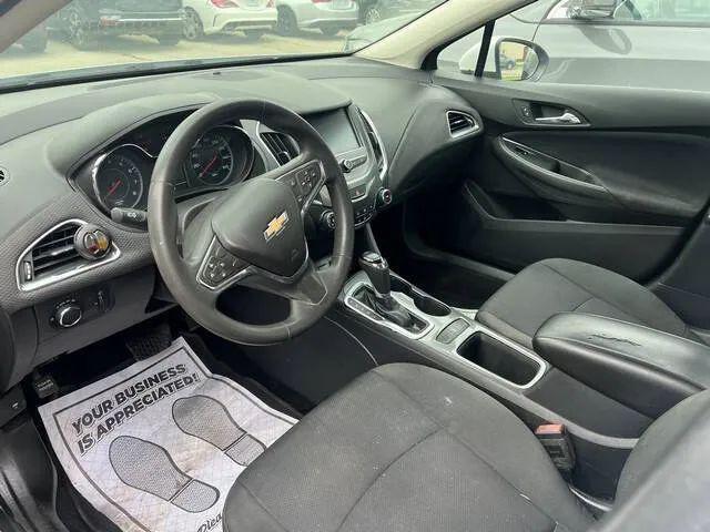 2017 Chevrolet Cruze LT Auto