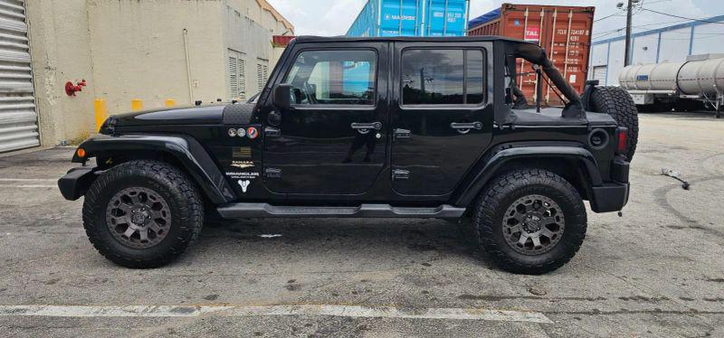 2013 Jeep Wrangler Unlimited Sahara