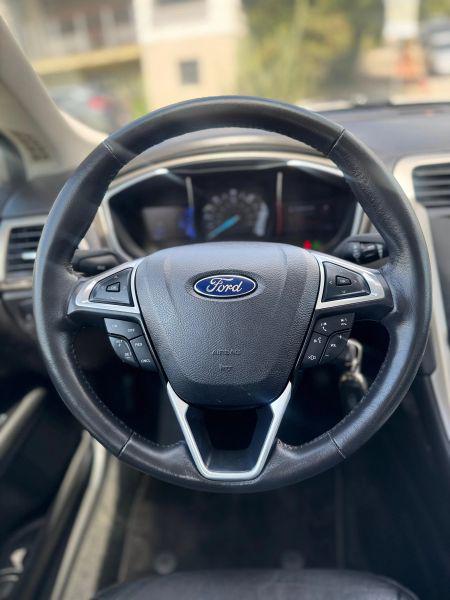 2013 Ford Fusion Hybrid SE