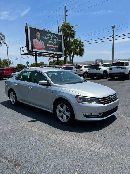 2015 Volkswagen Passat 1.8T Limited Edition