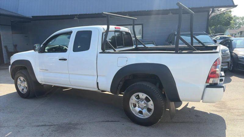 2011 Toyota Tacoma Base V6