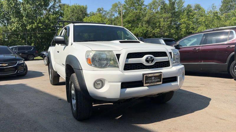2011 Toyota Tacoma Base V6
