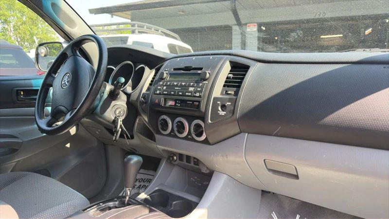 2011 Toyota Tacoma Base V6