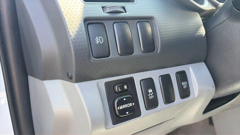 2011 Toyota Tacoma Base V6