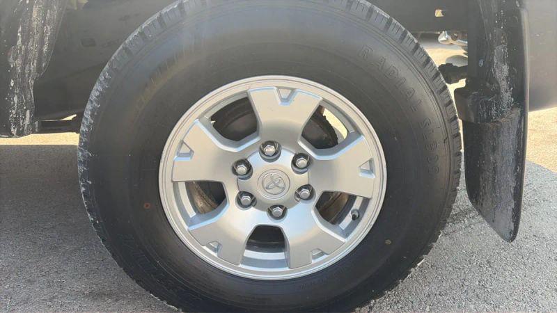 2011 Toyota Tacoma Base V6