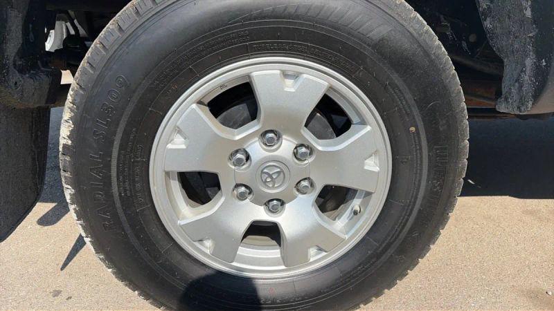 2011 Toyota Tacoma Base V6