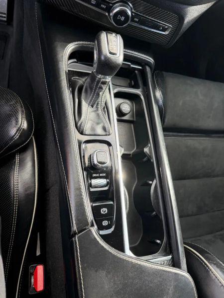 2019 Volvo XC90 T6 R-Design