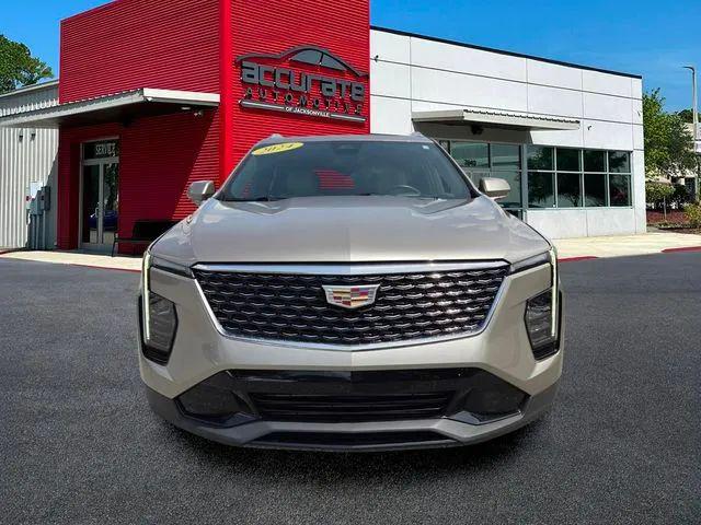 2024 Cadillac XT4 AWD Premium Luxury