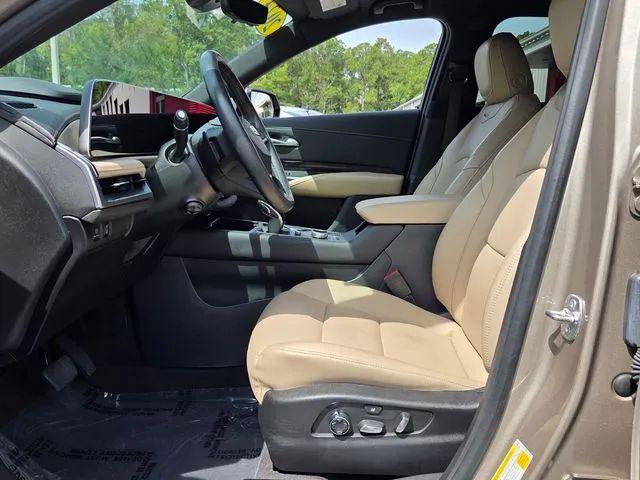 2024 Cadillac XT4 AWD Premium Luxury