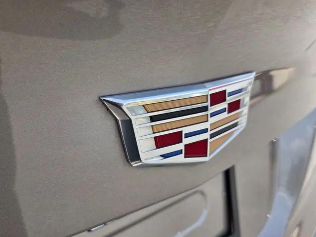 2024 Cadillac XT4 AWD Premium Luxury