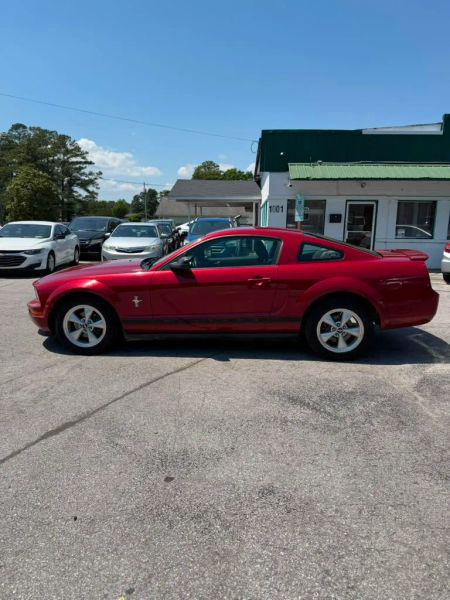 2008 Ford Mustang V6 Deluxe