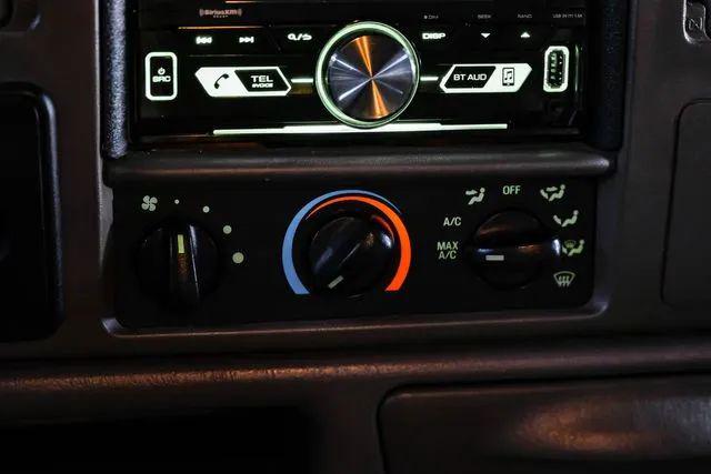2002 Ford F-350 Base