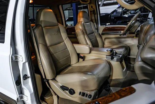 2002 Ford F-350 Base