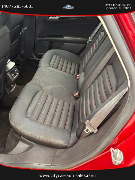 2016 Ford Fusion SE