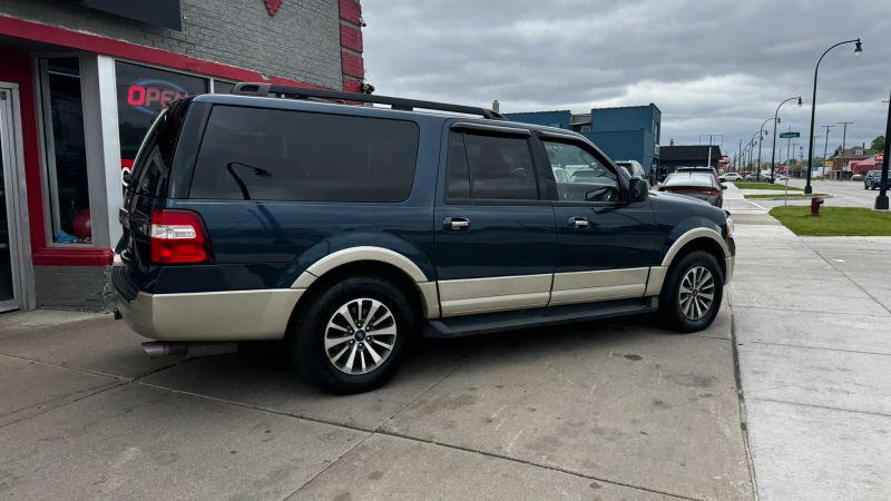 2017 Ford Expedition EL XLT