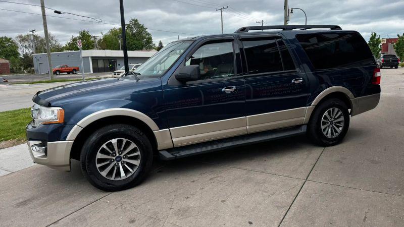 2017 Ford Expedition EL XLT