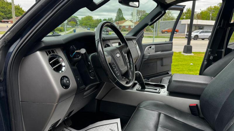 2017 Ford Expedition EL XLT