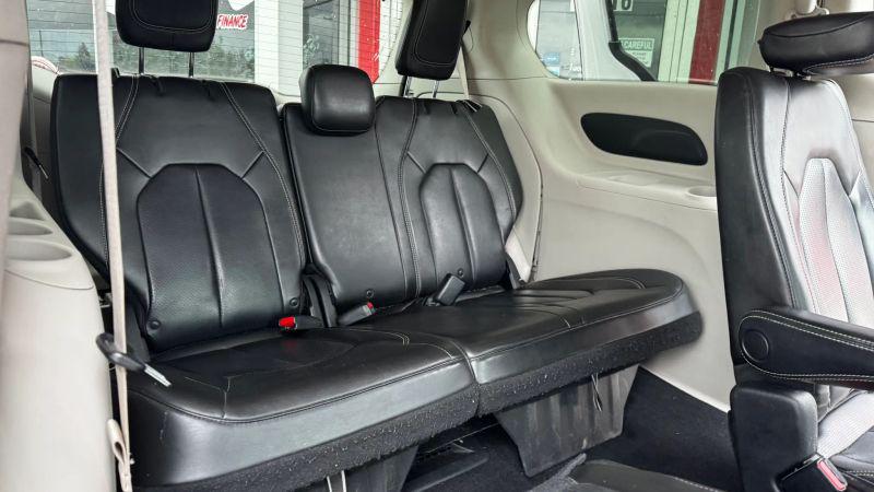 2020 Chrysler Voyager LXI